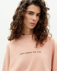 HERE COMES THE SUN SWEATSHIRT coral fantine von THINKING MU