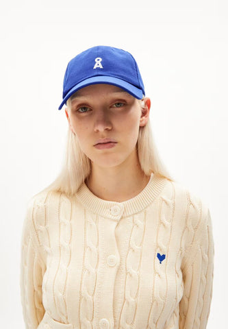CAP YENAAS BOLD von ARMEDANGELS dynamo blue